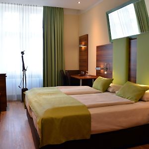 Kamer met een Queen Size Bed